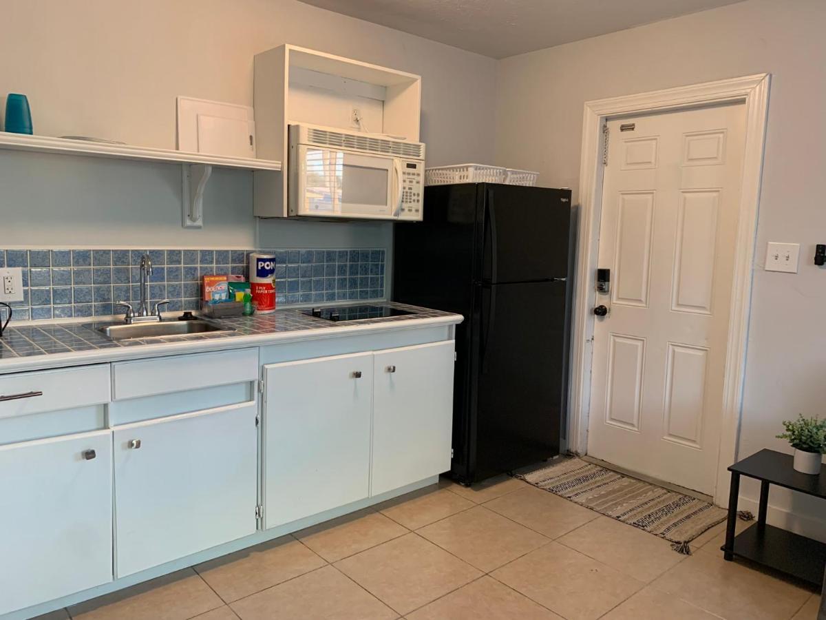 Poolside King Cottage With Kitchen - 10 Minutes To Beach! Fort Myers Buitenkant foto